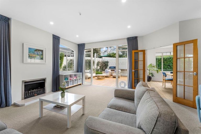 Photo of property in 1/6 Campbell Road, Takapuna, Auckland, 0622