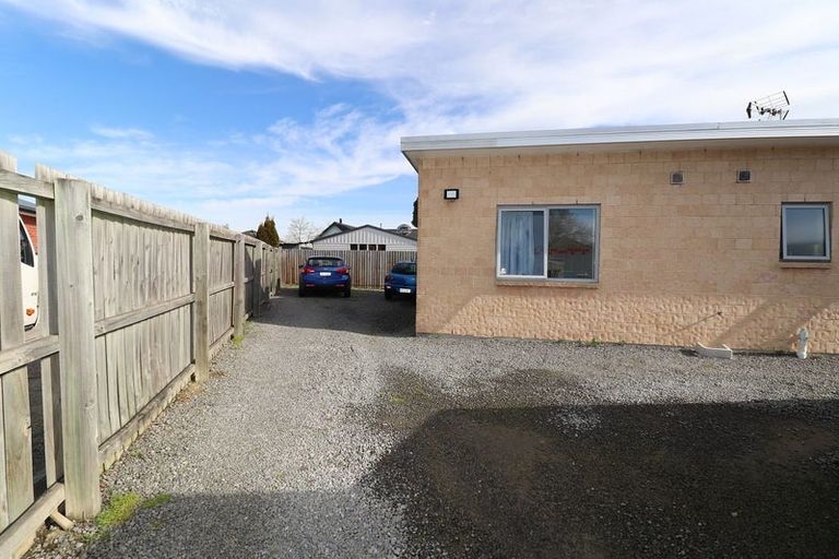 Photo of property in 5b Paeroa Street, Riccarton, Christchurch, 8041