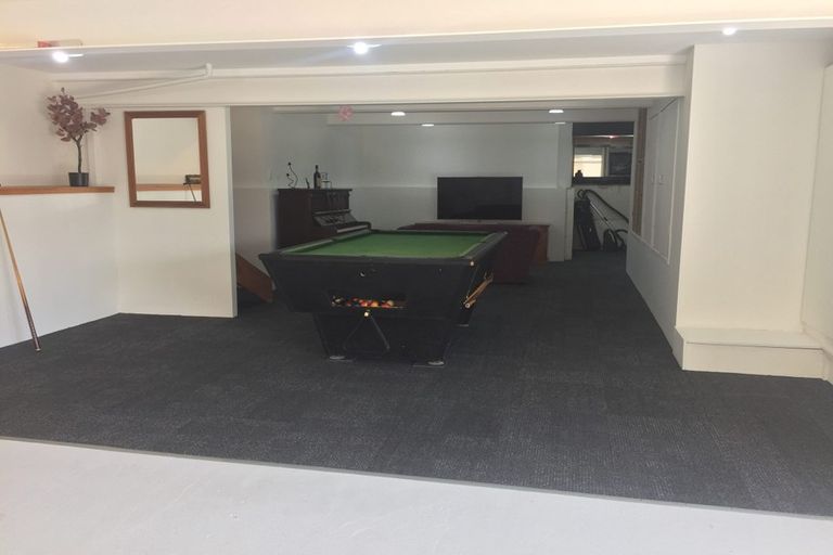 Photo of property in 57 Fairmount Road, Titirangi, Auckland, 0604