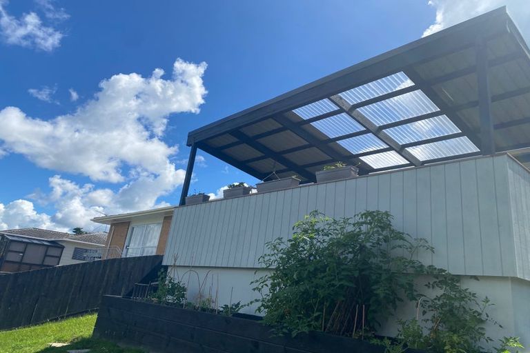 Photo of property in 1/32 Hellyers Street, Birkdale, Auckland, 0626