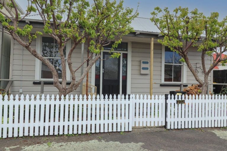 Photo of property in 202 Kirkwood Street, Thames, 3500