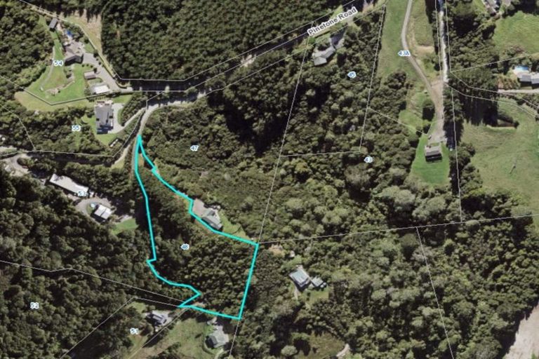 Photo of property in 48 Pinetone Road, Kumeu, 0892