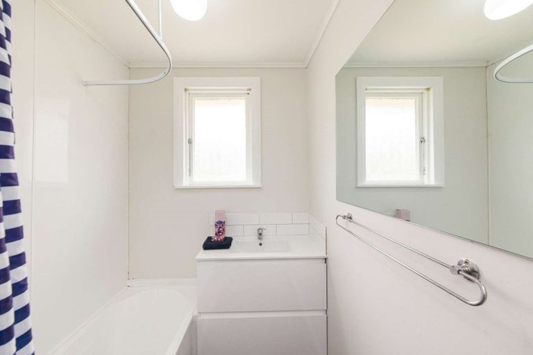 Photo of property in 22 Seddon Street, Feilding, 4702