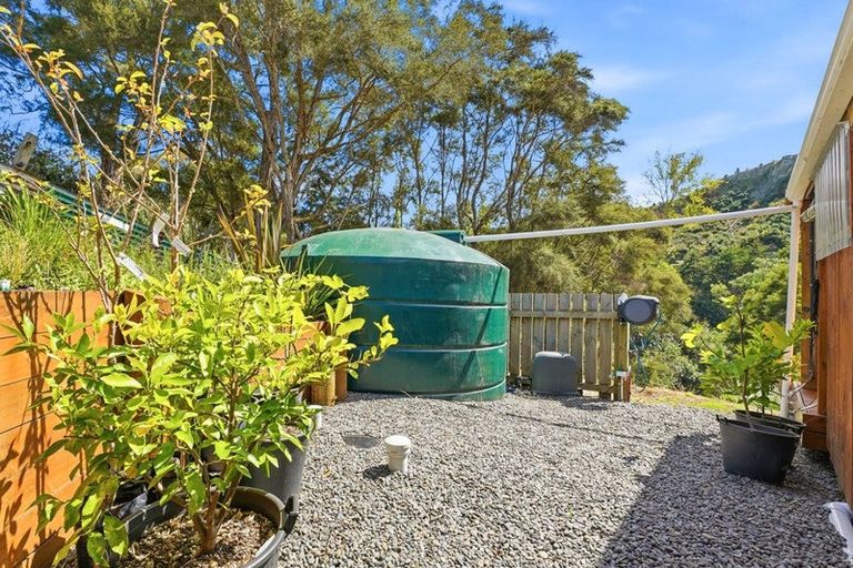 Photo of property in 16 Naumai Crescent, Mangamahu, Whanganui, 4586