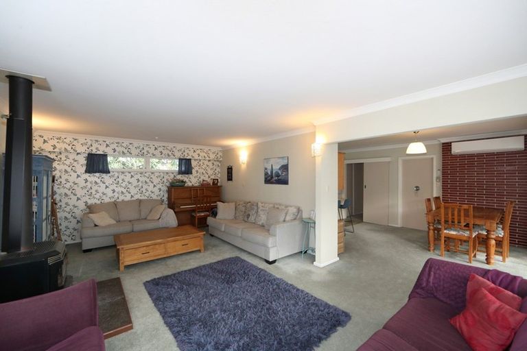 Photo of property in 24 Golding Road, Taradale, Napier, 4112