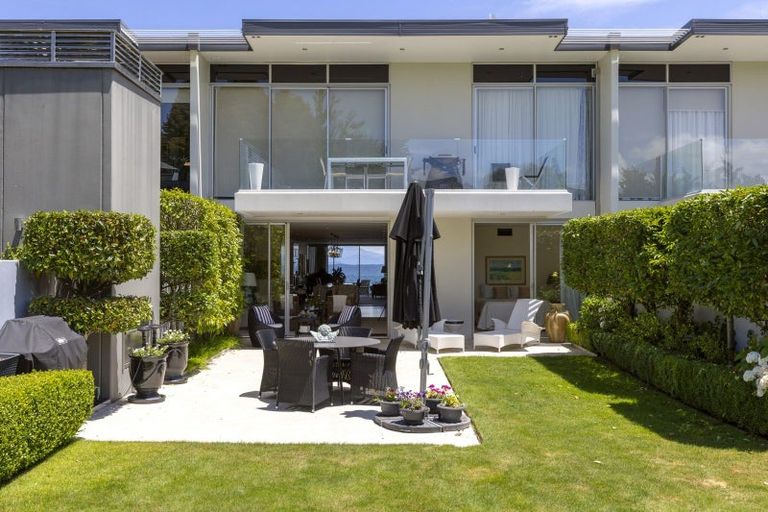 Photo of property in 110 Lake Terrace, Taupo, 3330
