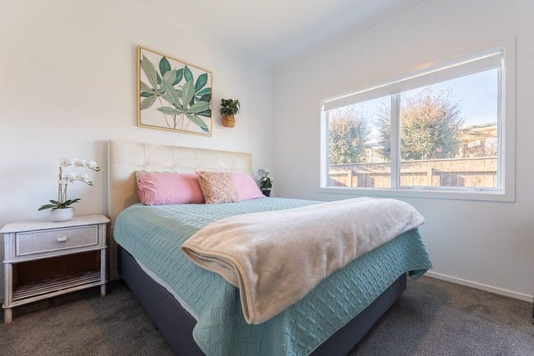 Photo of property in 9b Awatea Avenue, Paraparaumu, 5032