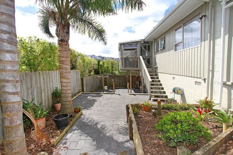 Photo of property in 1/38 Glenvar Road, Torbay, Auckland, 0630