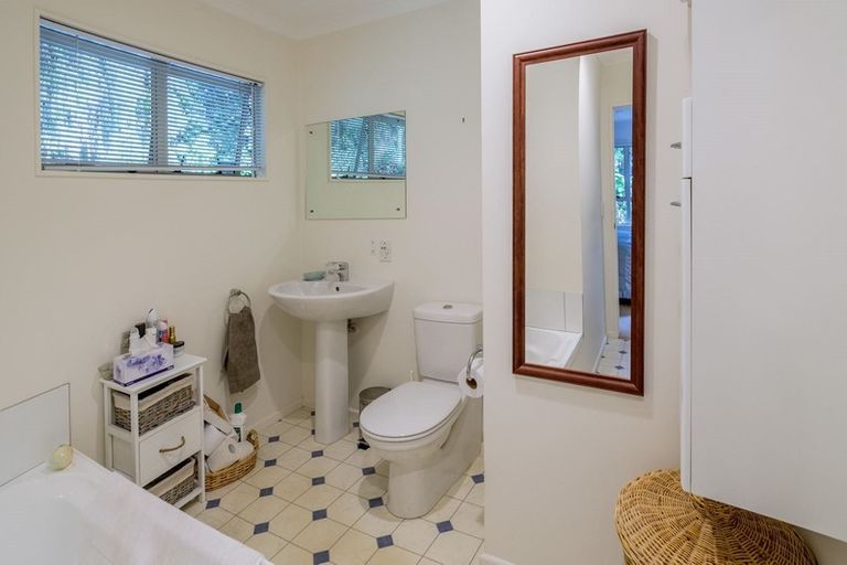 Photo of property in 43a Karu Crescent, Waikanae, 5036