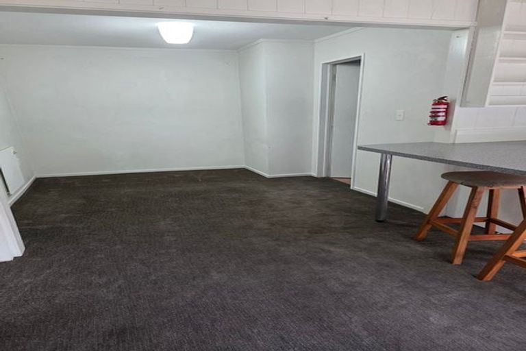 Photo of property in 429 Ohiro Road, Brooklyn, Wellington, 6021
