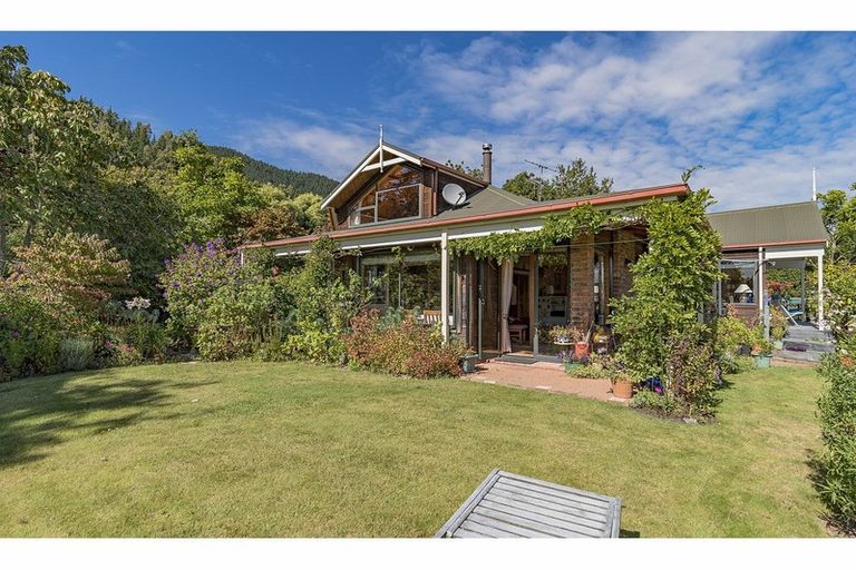 Photo of property in 8 Faraday Rise, Richmond, 7020