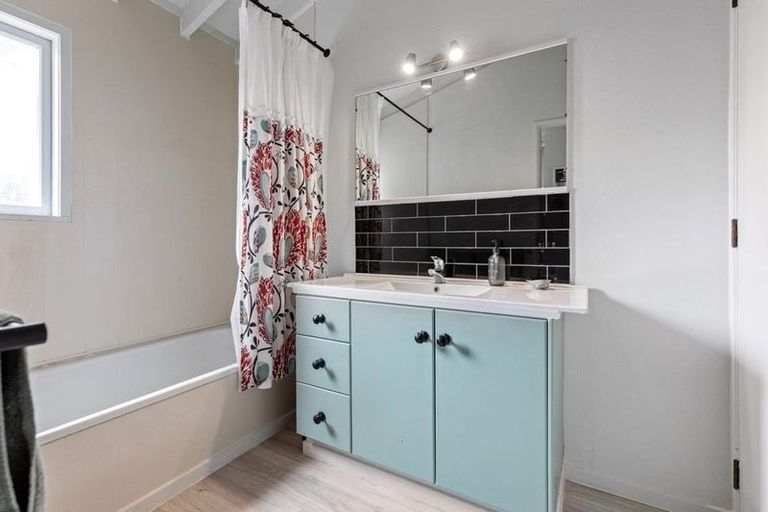 Photo of property in 16b Russell Place, Brookfield, Tauranga, 3110