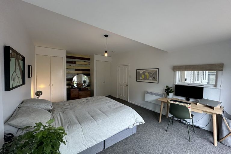 Photo of property in 35 Exeter Street, Lyttelton, 8082