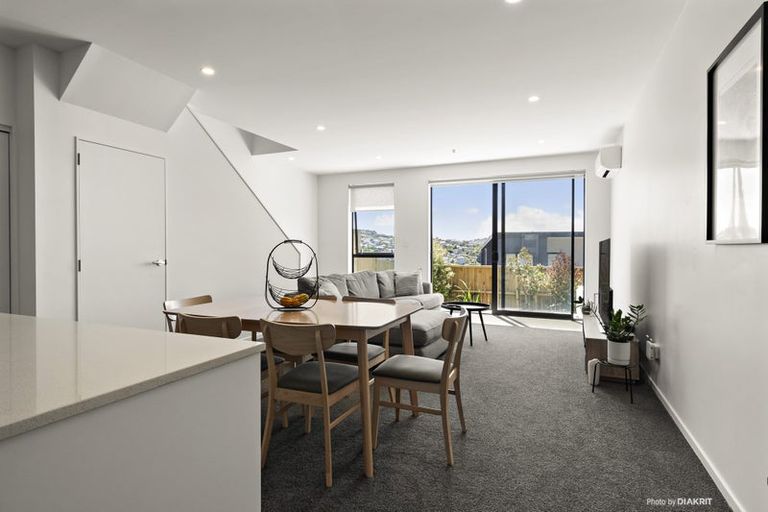 Photo of property in 14/62u Spenmoor Street, Newlands, Wellington, 6037