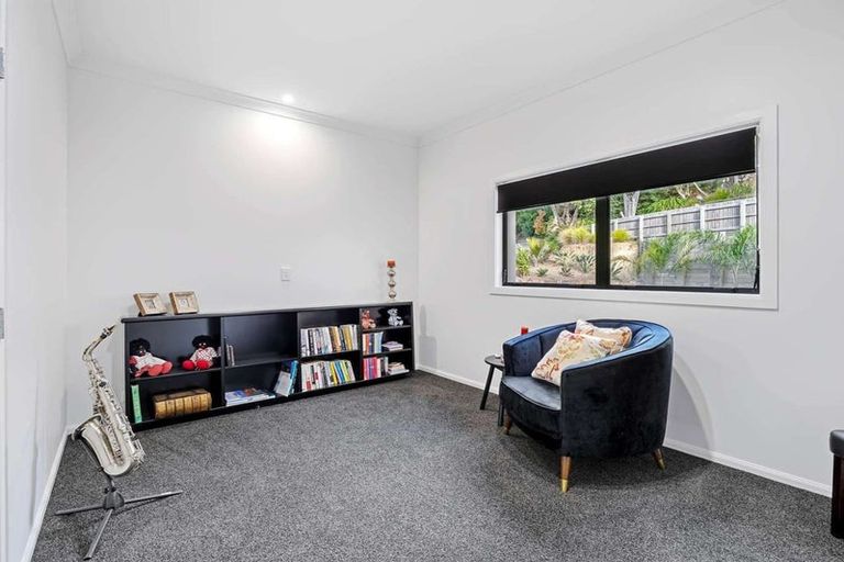 Photo of property in 1 Shakespeare Road, Bastia Hill, Whanganui, 4500