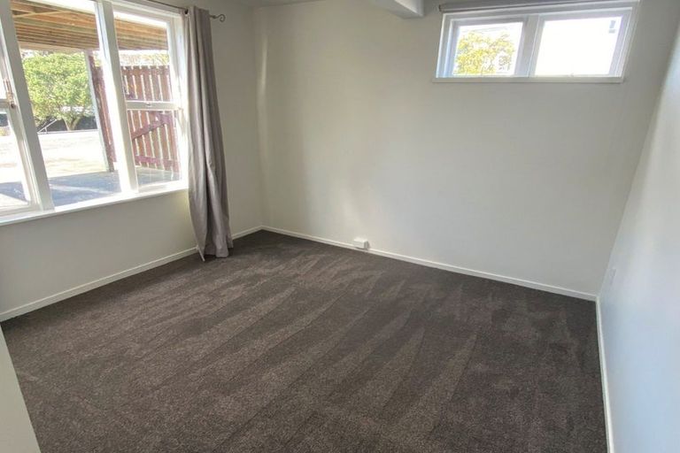 Photo of property in 33 Matipo Road, Mairangi Bay, Auckland, 0630