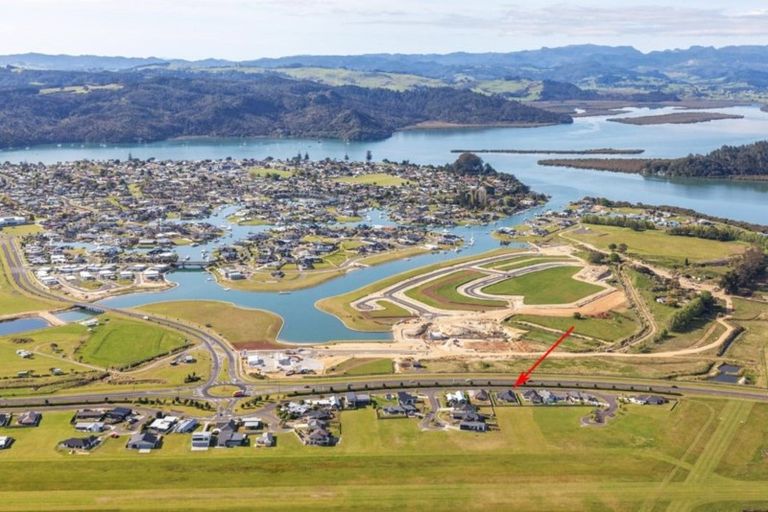 Photo of property in 24 Debenham Drive, Whitianga, 3510