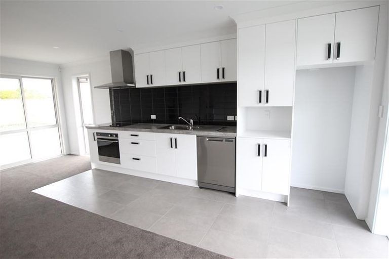 Photo of property in 34 Regis Park Drive, Pukekohe, 2120