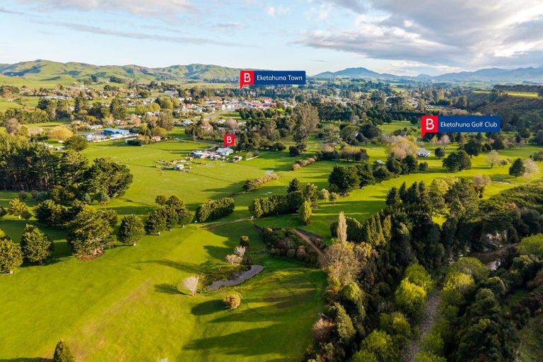 Photo of property in 14 Carters Road, Eketahuna, 4900