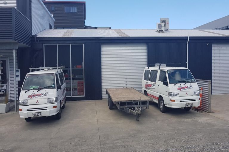 Photo of property in 18 Manuka Street, Otaki Beach, Otaki, 5512