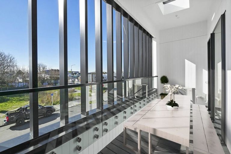 Photo of property in 1/85 Stanmore Road, Linwood, Christchurch, 8011