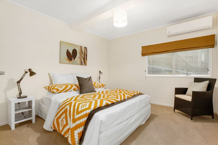 Photo of property in 6 Lemnos Place, Titirangi, Auckland, 0604