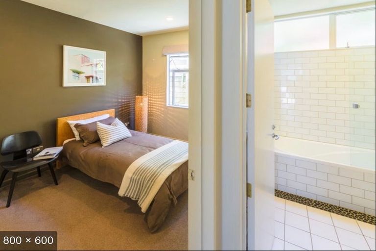 Photo of property in 306u2 Evans Bay Parade, Hataitai, Wellington, 6021