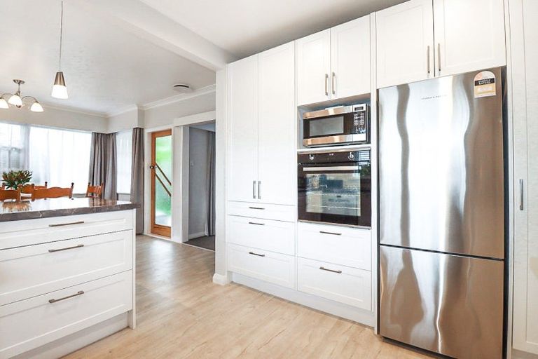 Photo of property in 43 Guy Street, Dannevirke, 4930