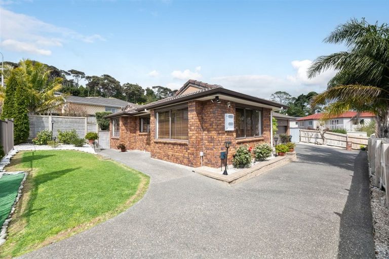 Photo of property in 3 Hornsey Avenue, Henderson, Auckland, 0612
