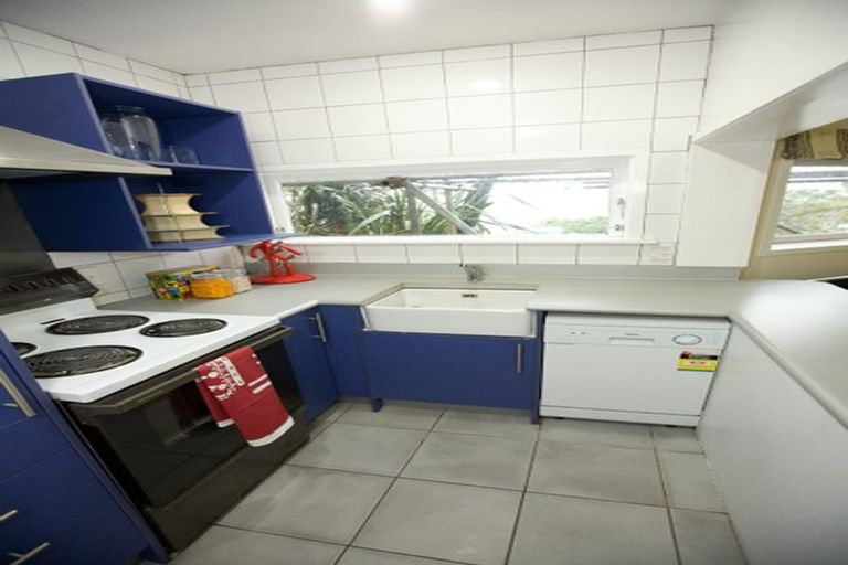 Photo of property in 2/10 Orchard Street, Wadestown, Wellington, 6012