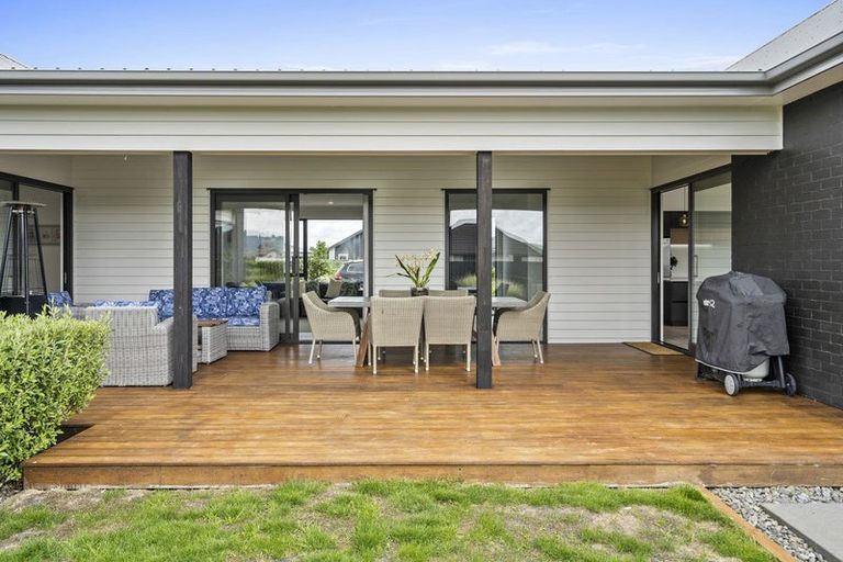 Photo of property in 20 Mike Smith Drive, Cambridge, 3434