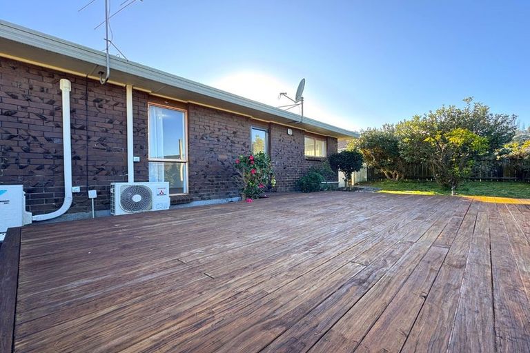 Photo of property in 1/10 Benygloe Place, Highland Park, Auckland, 2010