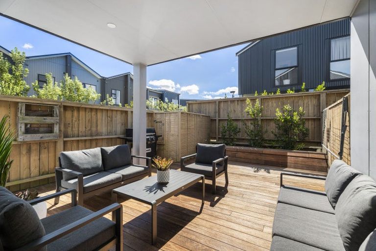 Photo of property in 29 Pukewhero Rise, Westgate, Auckland, 0614