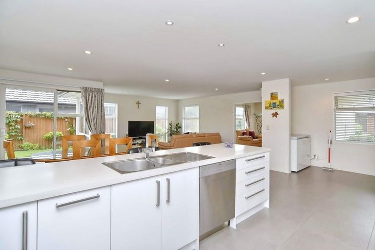 Photo of property in 19 Peak Crescent, Kaiapoi, 7630