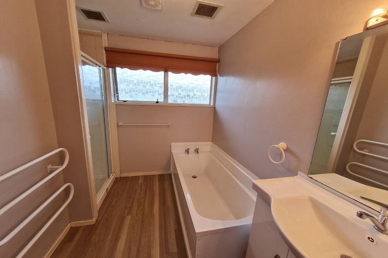 Photo of property in 18 Medina Crescent, Parklands, Christchurch, 8083