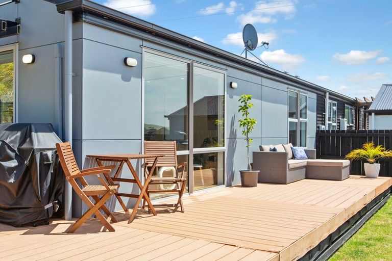 Photo of property in 145 Navigation Drive, Whitby, Porirua, 5024