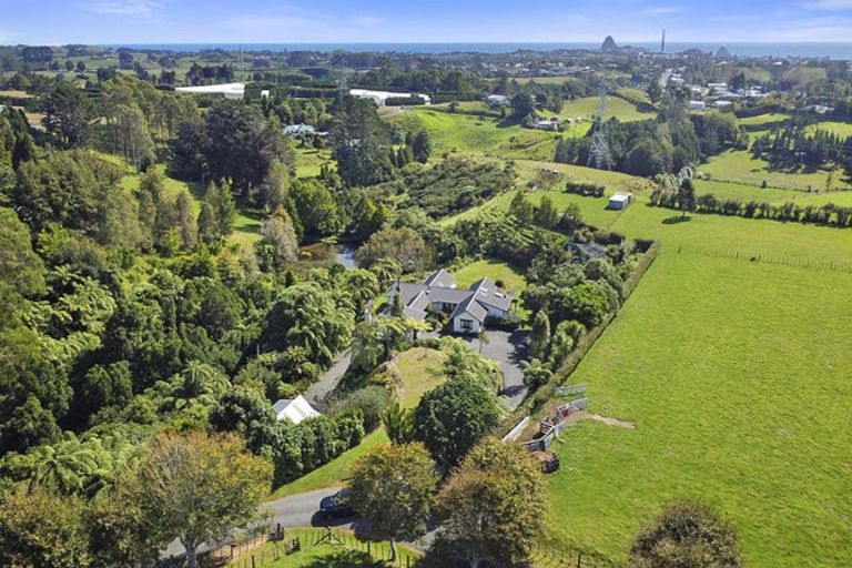 Photo of property in 475 Frankley Road, Hurworth, New Plymouth, 4371