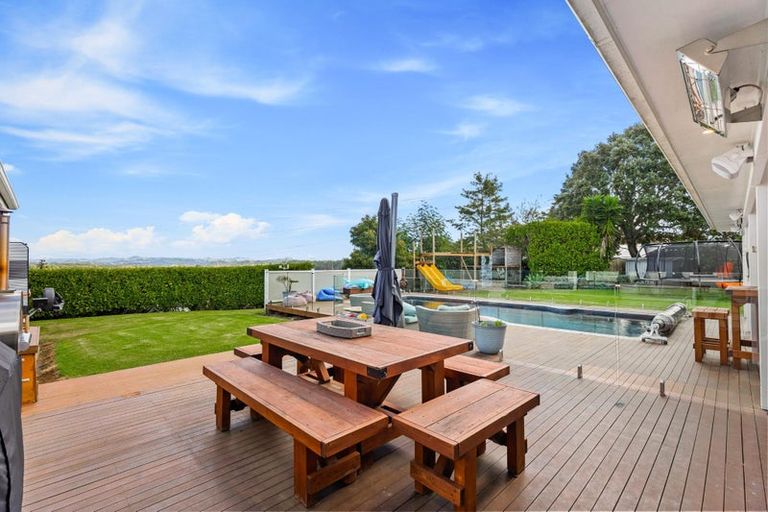 Photo of property in 31c Koraha Road, Kumeu, 0892