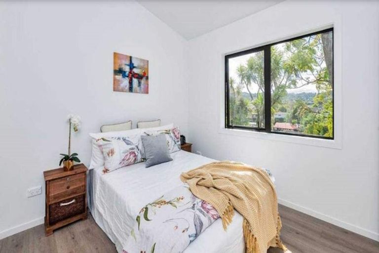 Photo of property in 34 Oaktree Avenue, Browns Bay, Auckland, 0630