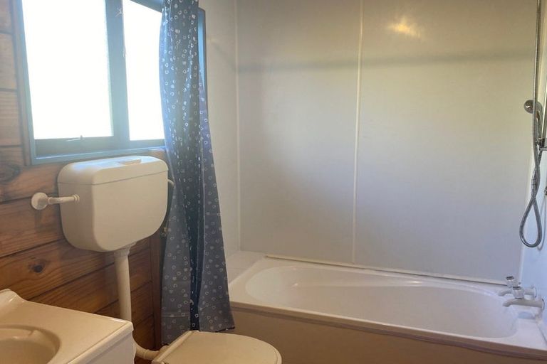 Photo of property in 27 Wiremu Street, Redwood, Christchurch, 8051