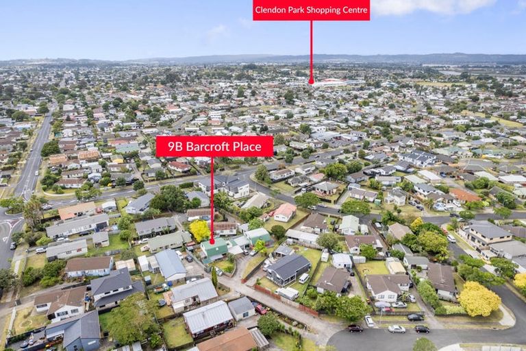 Photo of property in 2/9 Barcroft Place, Clendon Park, Auckland, 2103