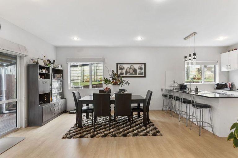 Photo of property in 76 Kaipatiki Road, Glenfield, Auckland, 0629