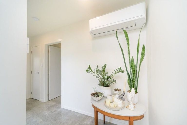 Photo of property in 12a Belvedere Crescent, Takaro, Palmerston North, 4412