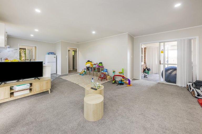 Photo of property in 4/86 Carruth Road, Papatoetoe, Auckland, 2025
