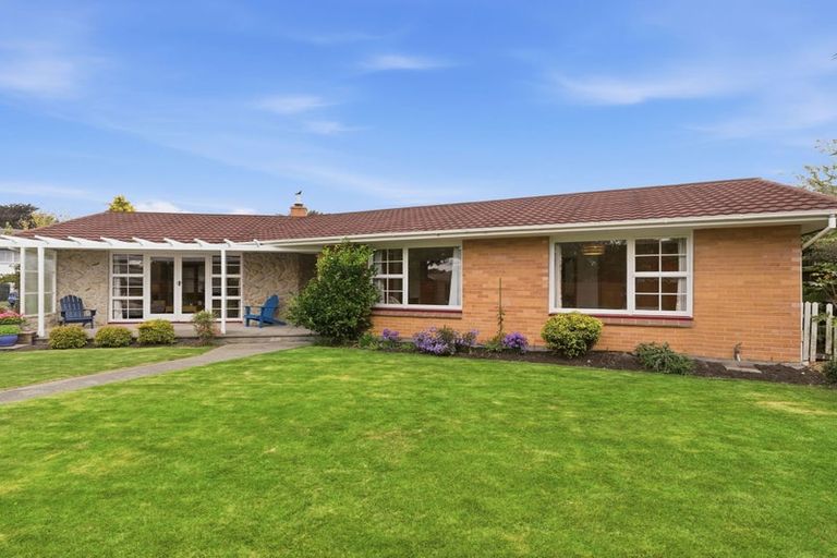 Photo of property in 1 Gilmore Place, Burnside, Christchurch, 8053