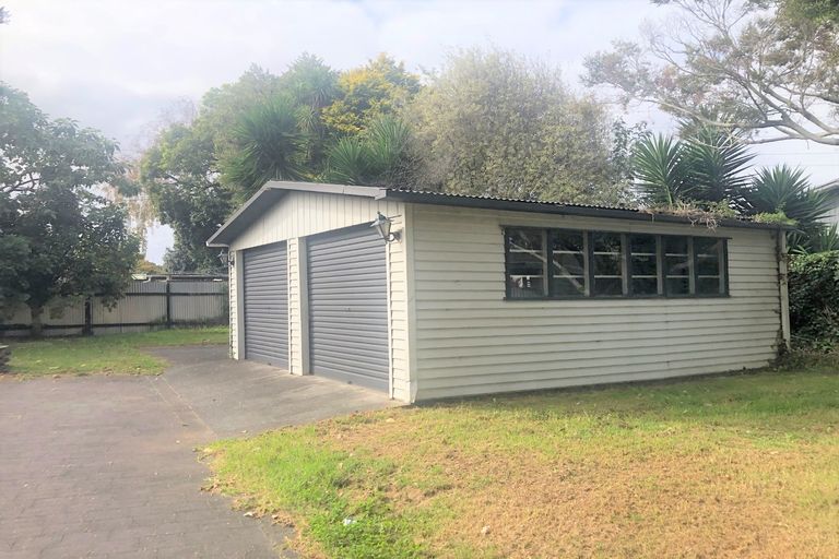 Photo of property in 19 Takanini School Road, Takanini, 2112