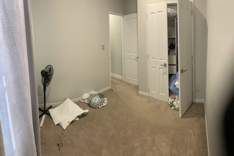 Photo of property in 2 Creggan Crescent, Flat Bush, Auckland, 2019