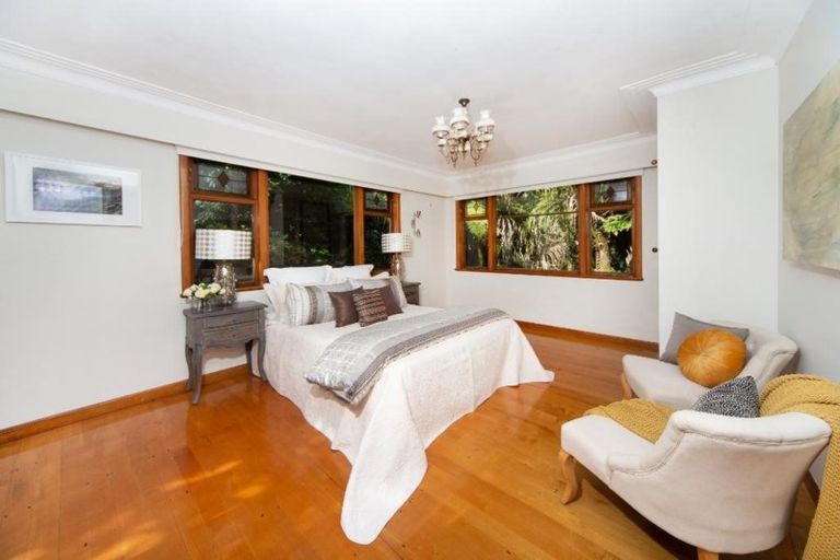 Photo of property in 69 Kohu Road, Titirangi, Auckland, 0604