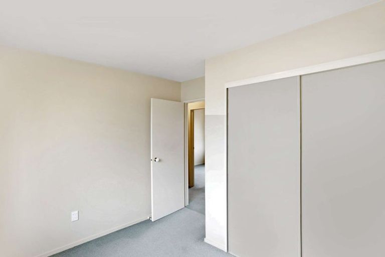 Photo of property in 8 Thistledown Place, Woolston, Christchurch, 8062