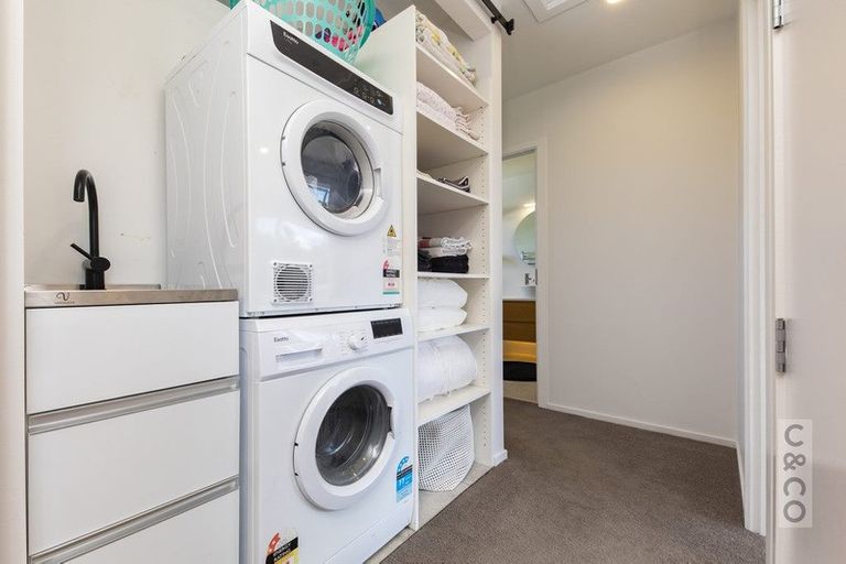 Photo of property in 28 Queen Street, Riverhead, 0820